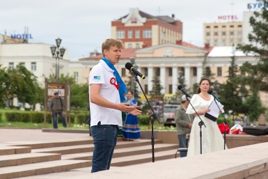В Улан-Удэ встретили участников автопробега Китай-Монголия-Россия Александра Данилова, UlanMedia