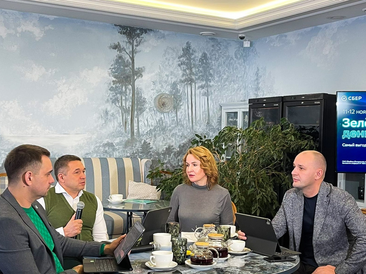 Александр Абрамкин и Юлия Кальвина