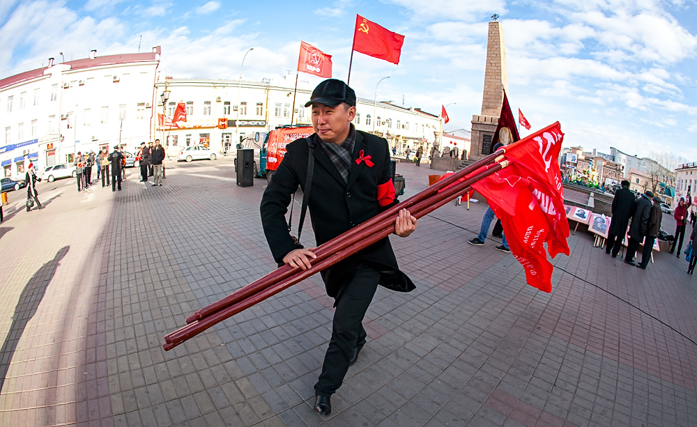 Перед митингом, Фото с места события собственное