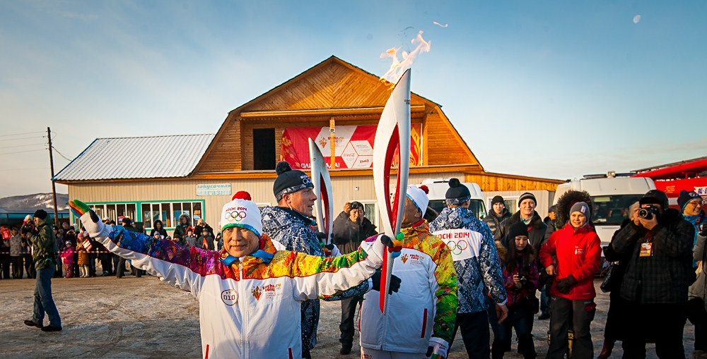 Олимпийский Огонь в Иволгинском дацане, Бурятия, Фото с места события собственное