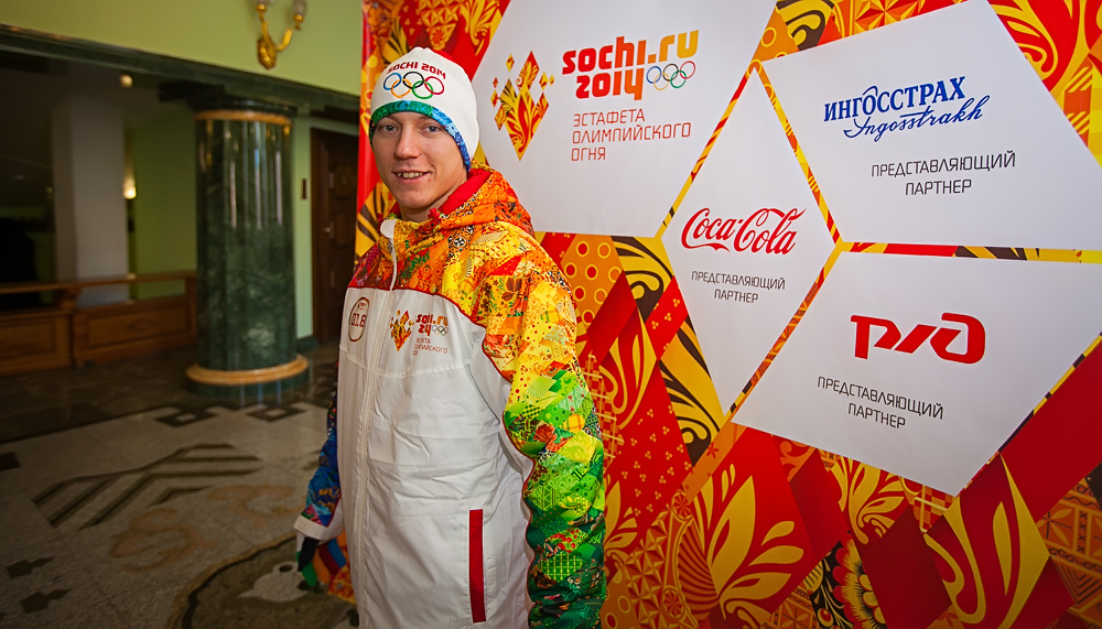 Факелоносец, Фото с места события собственное