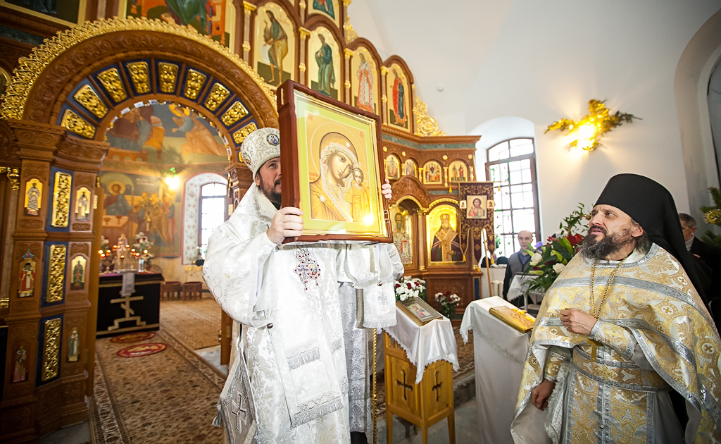 Праздник Крещения в отреставрированном храме в Троицке, Фото с места события собственное
