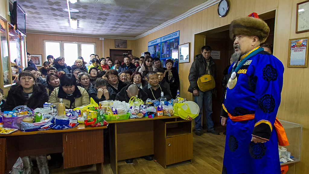 Обряд очищения "Угаал" прошел в шаманском центре "Хаан Тэнгэри" в Улан-Удэ, Фото с места события собственное
