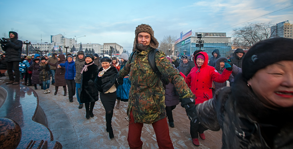 БУРЯТИЯ КРУЖИЛАСЬ В ЕХОРЕ, Фото с места события собственное