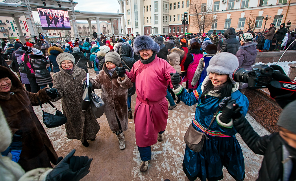БУРЯТИЯ КРУЖИЛАСЬ В ЕХОРЕ, Фото с места события собственное