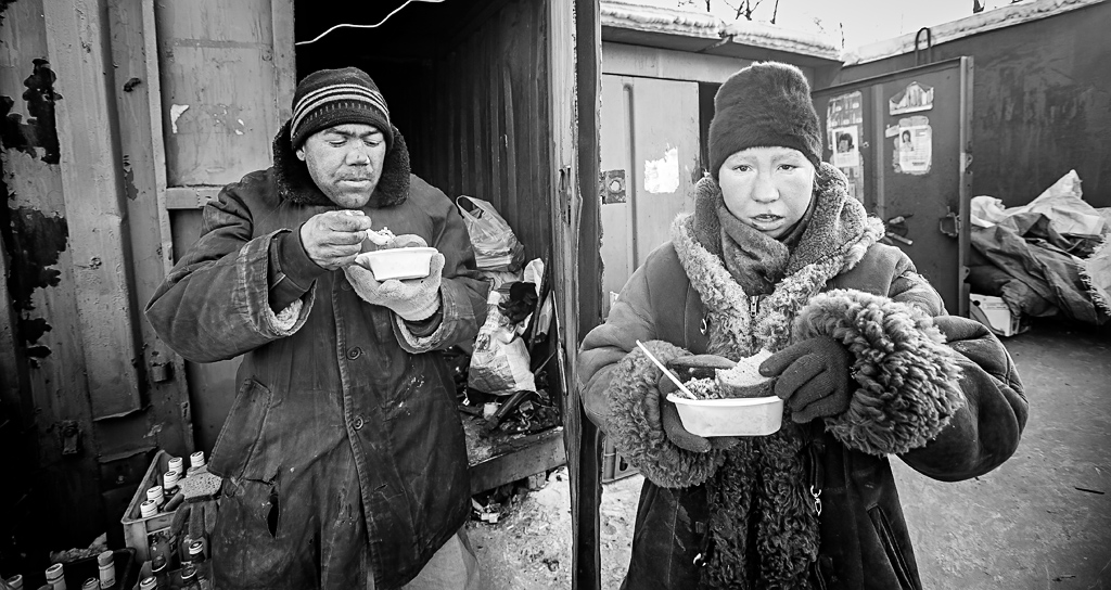 Муж и жена Виктор и Алена, Фото с места события собственное