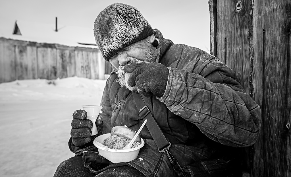 Зимние будни улан-удэнских БОМЖей , Фото с места события собственное