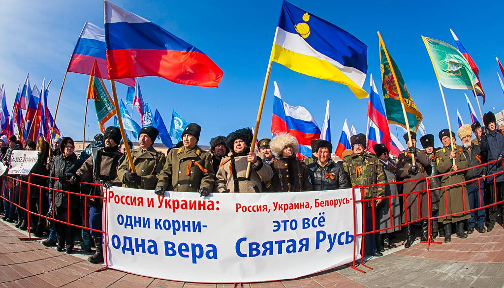 Жители Улан-Удэ вышли на митинг в поддержку Крыма, Фото с места события собственное