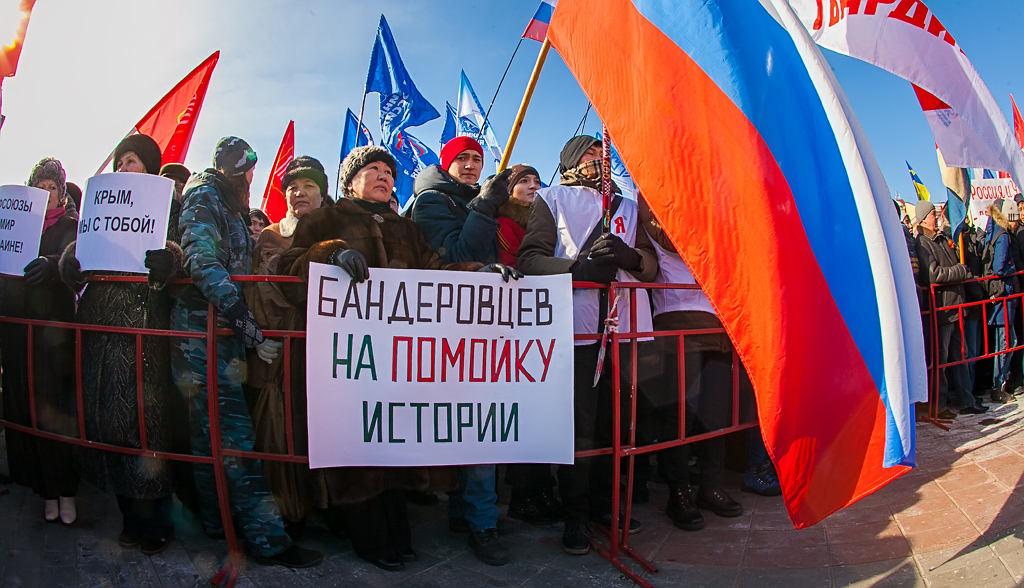 Жители Улан-Удэ вышли на митинг в поддержку Крыма, Фото с места события собственное