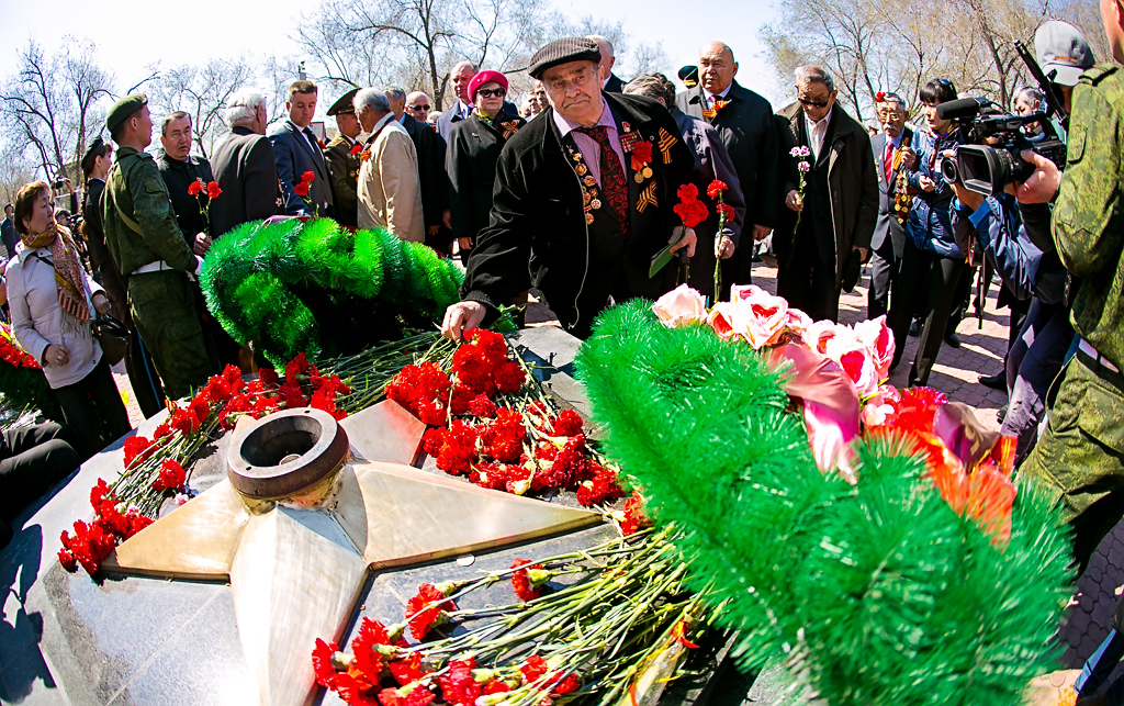 Парад, посвященный 69-й годовщине Победы, прошел в Улан-Удэ, Фото с места события собственное