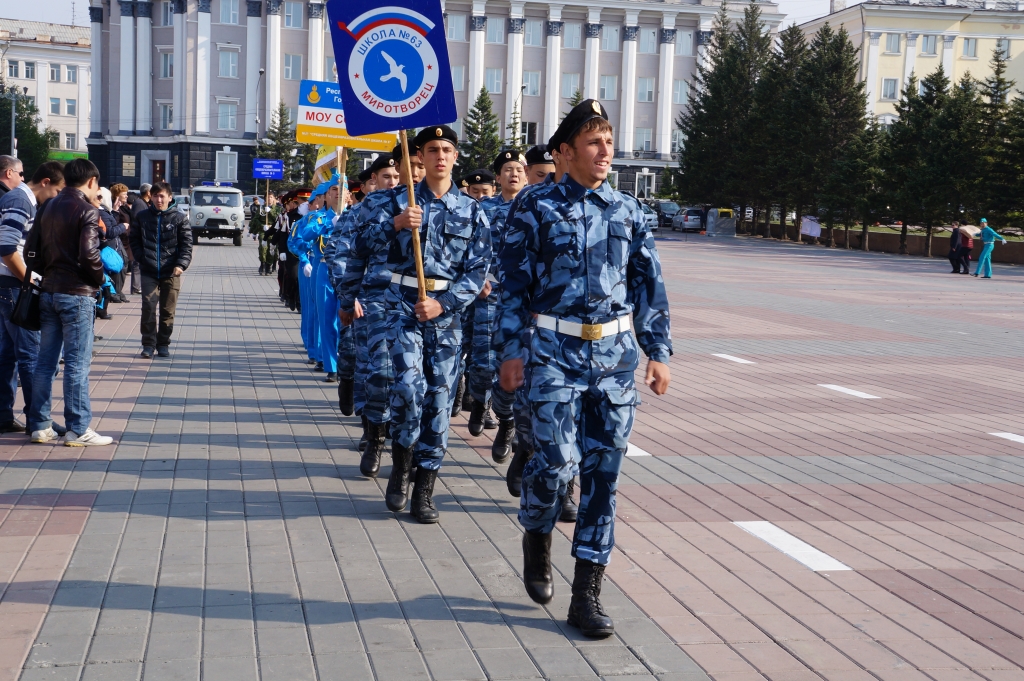 В Октябрьском районе незаконно установленные гаражи мешают строительству социального жилья, Фото с места события собственное