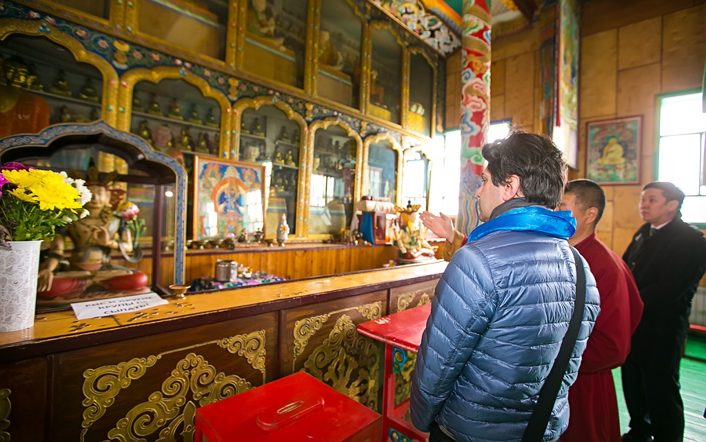 Николай Цискаридзе посетил Иволгинский дацан в Бурятии, Фото с места события собственное