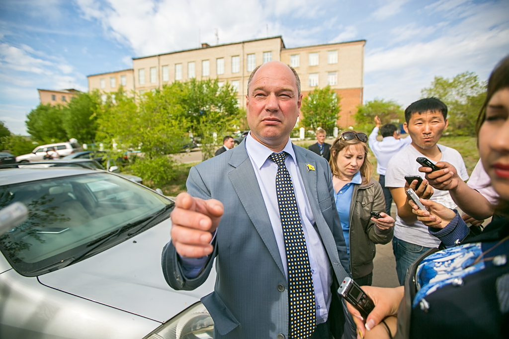 По туристическим тропам пытался провести журналистов мэр Улан-Удэ, Фото с места события собственное