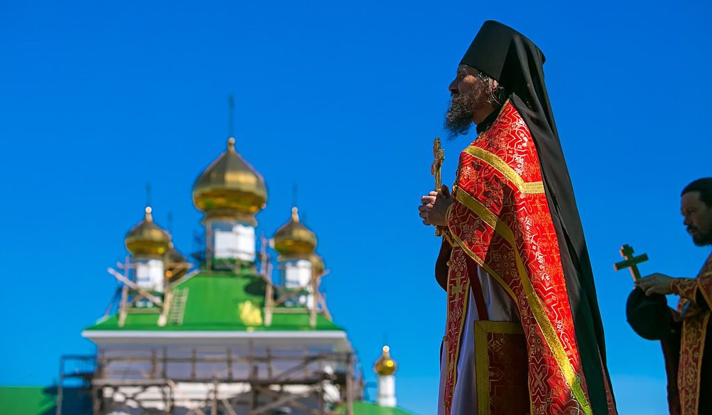 Крестный ход к месту чудотворного явления иконы Иоанна Предтечи, Фото с места события собственное