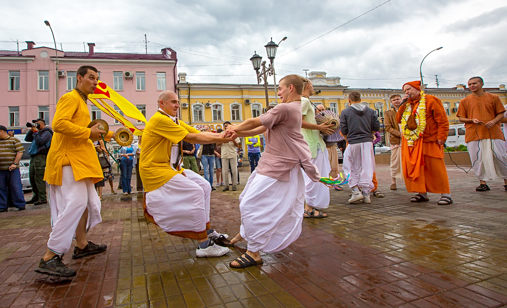 "Праздник колесниц" впервые состоялся в Улан-Удэ, Фото с места события собственное