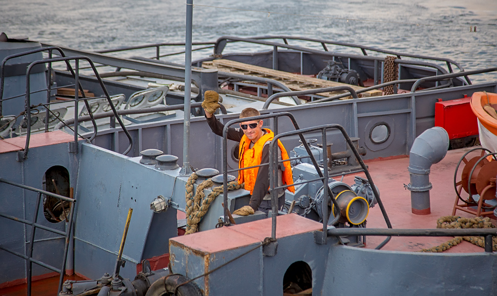 Яхту олигарха Дерипаски спустили на воду в Бурятии, Фото с места события собственное