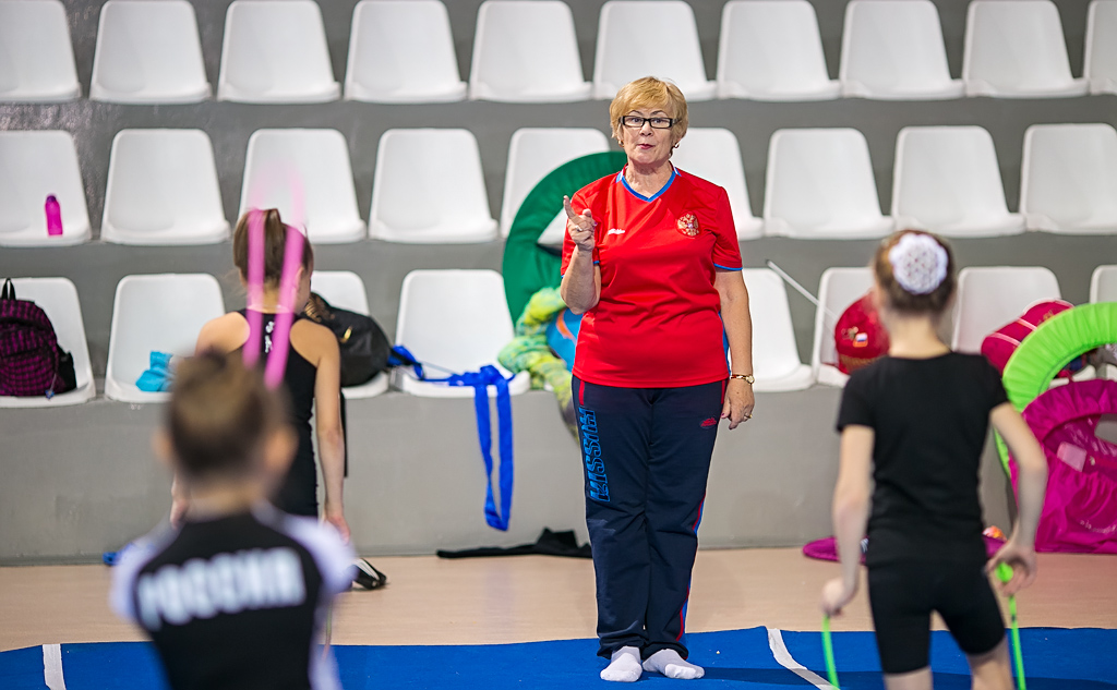 Секреты мастерства узнают юнные гимнастки, Фото с места события собственное