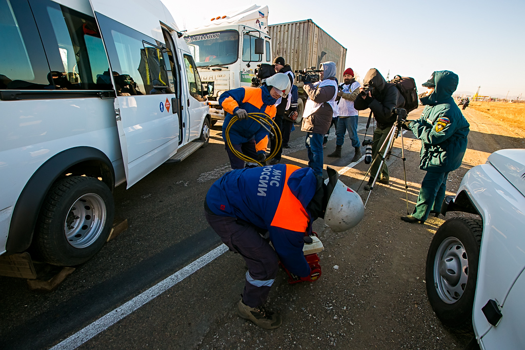 МЧС учения на федеральной трассе , Фото с места события собственное