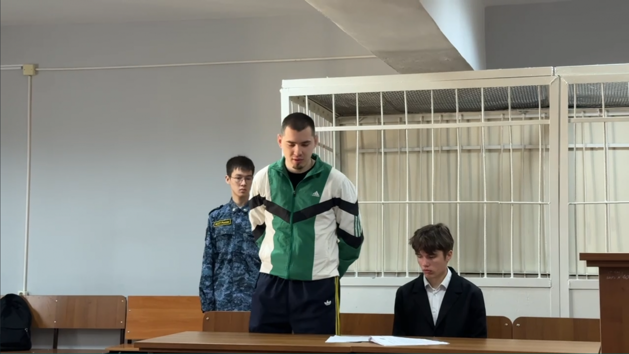Школьники в Улан-Удэ разыграли суд над несовершеннолетним Комитет по образованию г. Улан-Удэ