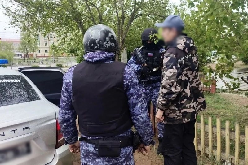 В Улан-Удэ задержали мужчину с наркотиками Росгвардия по Бурятии