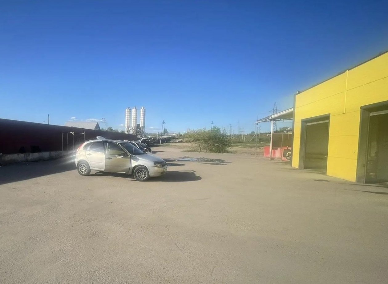 Водитель на автомойке в Улан-Удэ задавил женщину ГИБДД по Бурятии