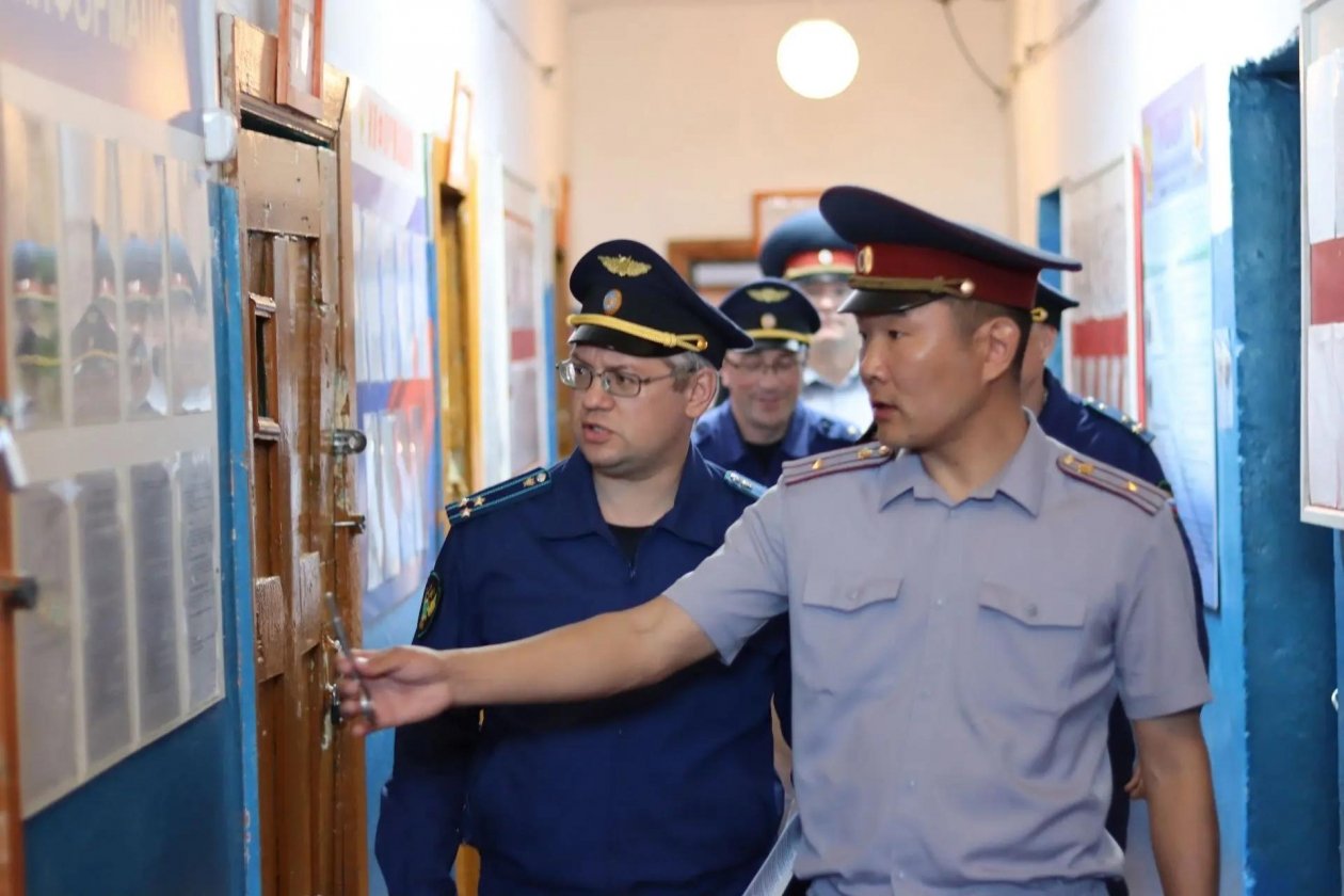 Прокурор проверил условия содержания заключённых в колонии № 1 Бурятии прокуратура Бурятии