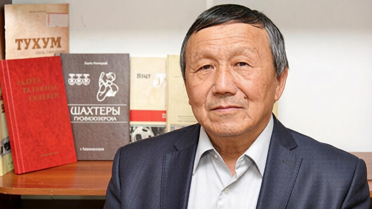 Семь лет назад краевед Доржи Намсараев, выпускник легендарного Томского политеха издал свою первую книгу «Тухум — связь поколений»
