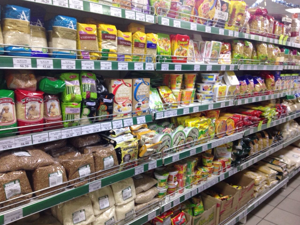 Улан-Удэ охватила "продуктовая паника", заставляющая сметать все с полок супермаркетов, Фото с места события собственное