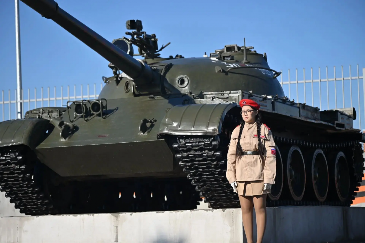 Танк Т-62 установили в Сквере Победы в мае этого года.