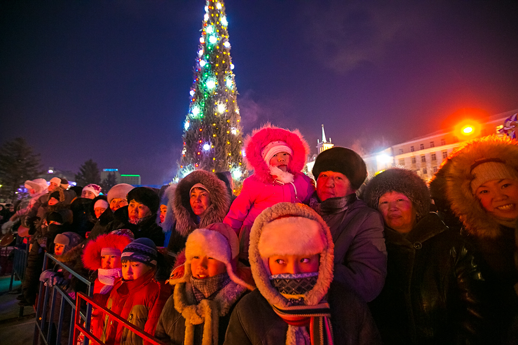Встреча нового 2015 года на главной площади города Улан-Удэ, Фото с места события собственное