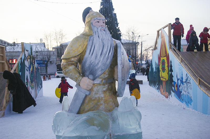 Новогодние городки в Улан-Удэ, Фото с места события собственное