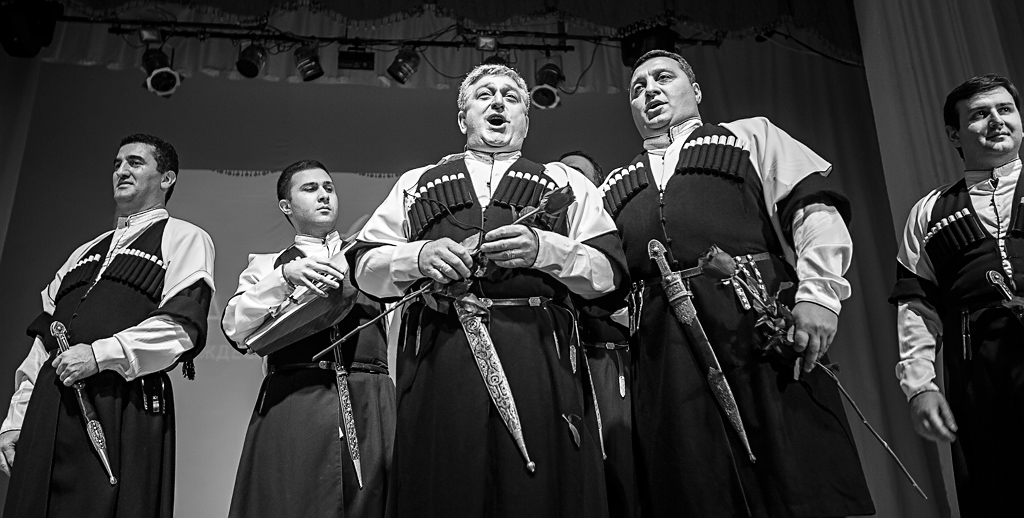 "Перелетные птицы" из Грузии стали украшением Рождественского фестиваля в Улан-Удэ, Фото с места события собственное