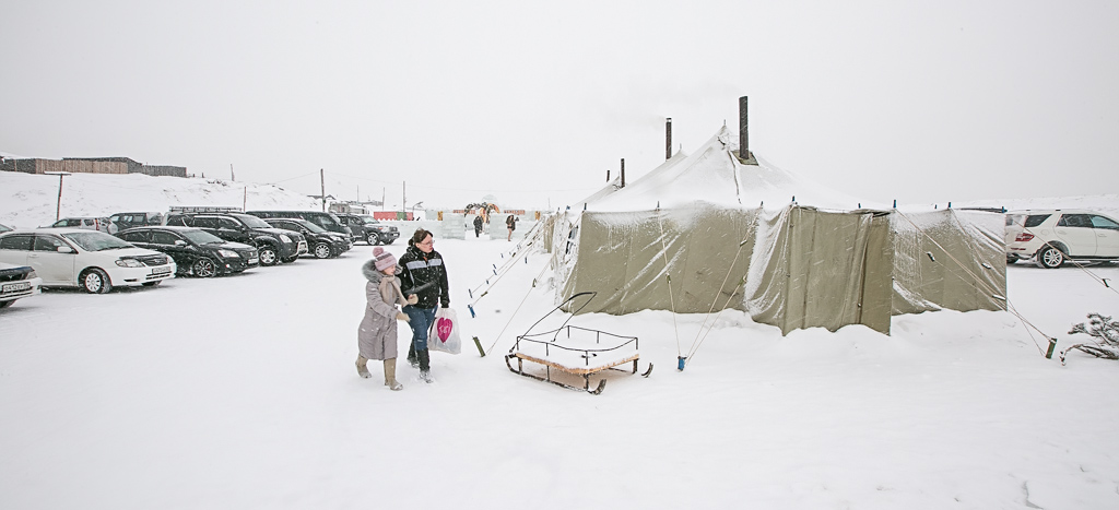 Крещение Господне отметили купанием в иордани жители Бурятии, Фото с места события собственное