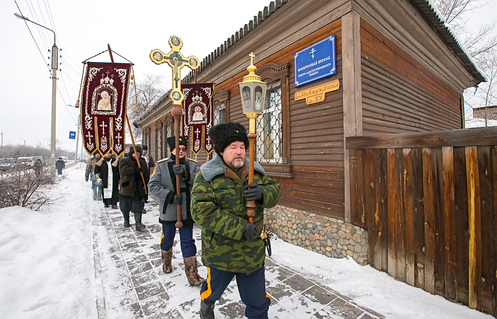 Казаки крестным ходом почтили память жертв расказачивания в Бурятии, Фото с места события собственное