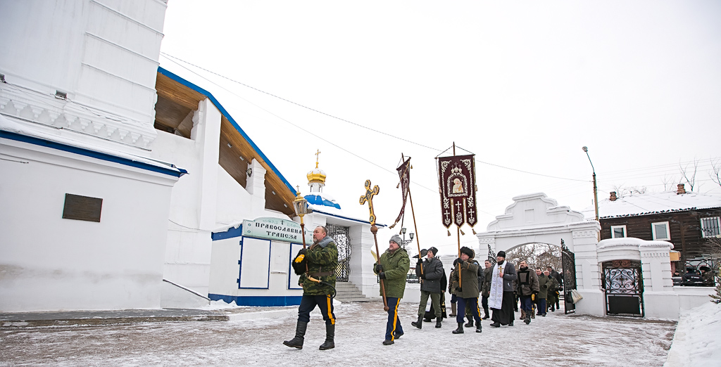 Казаки крестным ходом почтили память жертв расказачивания в Бурятии, Фото с места события собственное