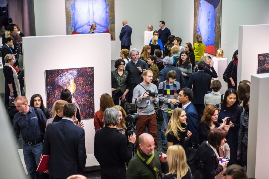 Ледяные скульптуры по мотивам работ бурятского художника выставили напротив Третьяковской , Фото с места события из других источников