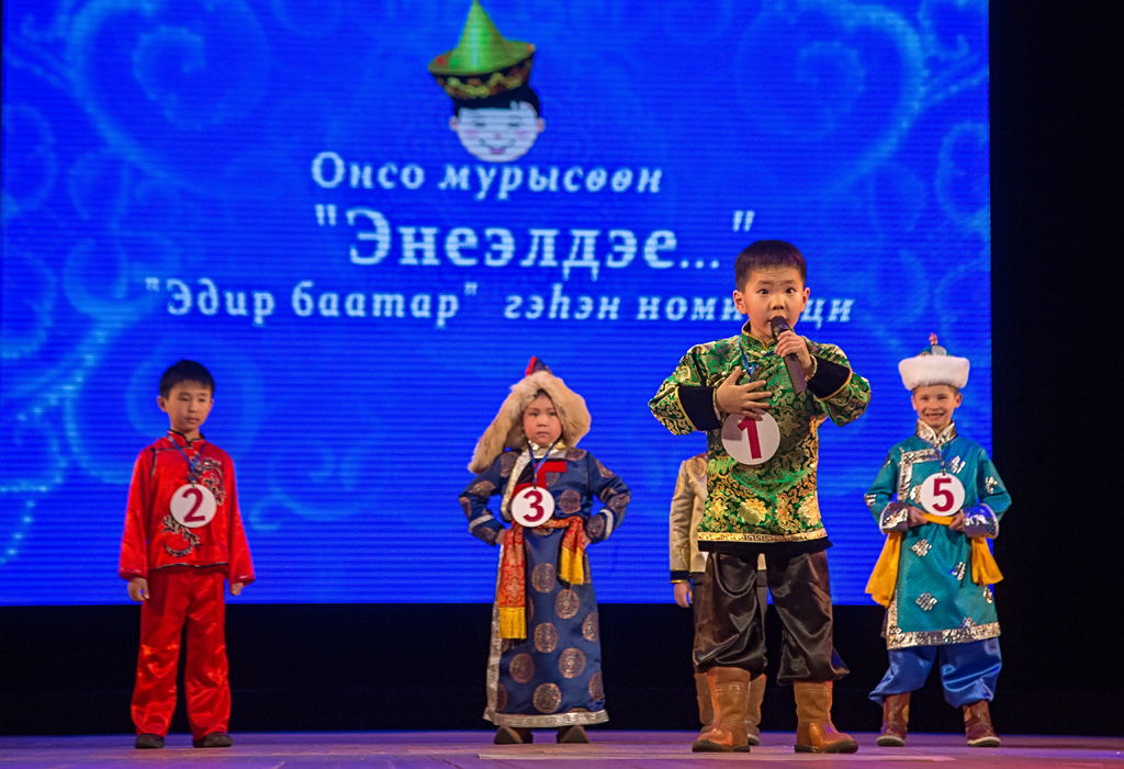 Межрегиональный конкурс "Баатар. Дангина - 2015" состоялся в Улан-Удэ вчера, 27 февраля, Фото с места события собственное