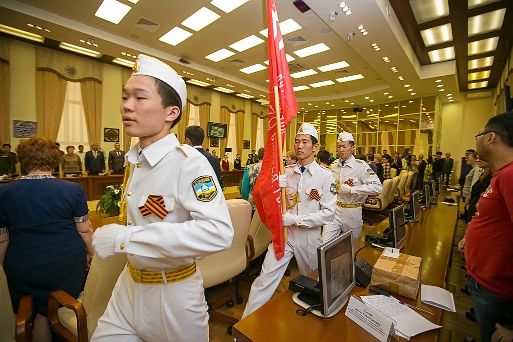 Еще один, уже 10-й том Книги Памяти презентовали в столице Бурятии к 70-летию Победы, Фото с места события собственное