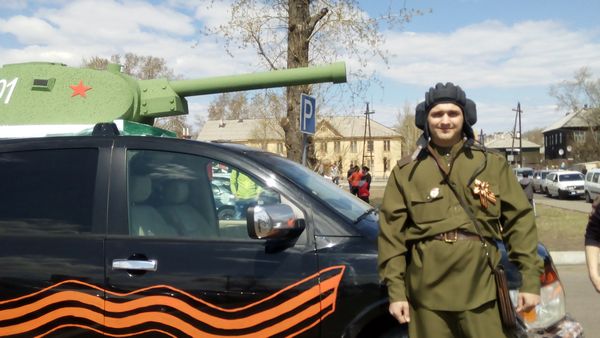 Выражаем свои чувства, как можем - организатор автопробега ко дню Победы в столице Бурятии, Фото с места события собственное