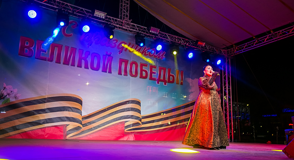 Премьера песни "Победа" в исполнении Ольги Жигмитовой, Фото с места события собственное