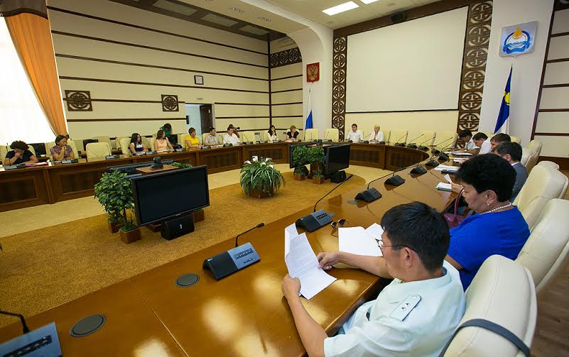 Круглый стол ОНФ "Повышение уровня финансовой грамотности жителей Республики Бурятия"