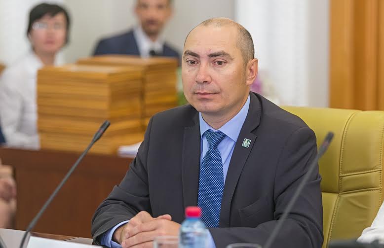 Глава Бурятии вручил сертификаты победителям конкурса по поддержке фермеров