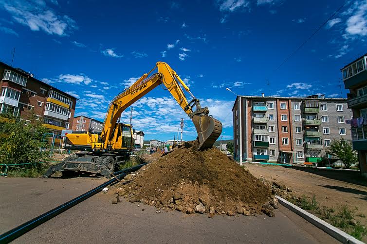 Выездное совещание по вопросам подготовки города к отопительному сезону прошло сегодня утром