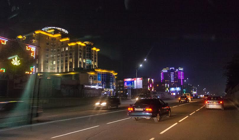В столице Бурятии освещены более 600 участков города