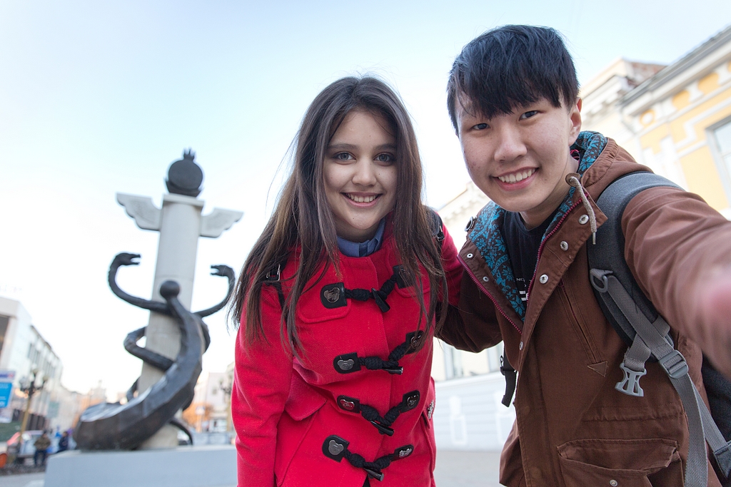 Жезл бога торговли Меркурия и рог изобилия в Улан-Удэ