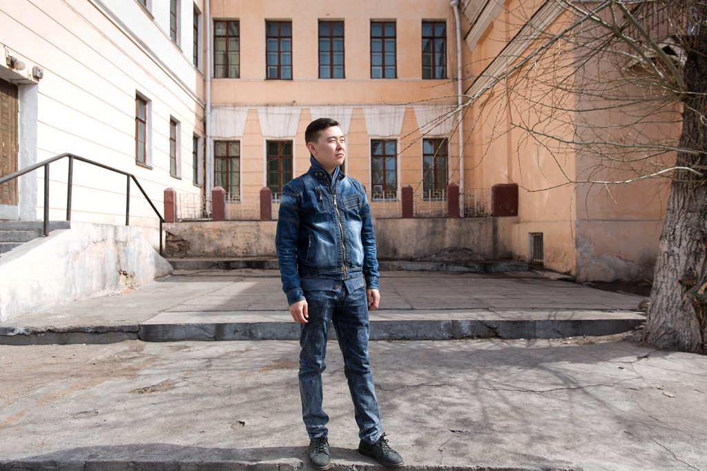 На сцене человек должен быть подтянутым и красивым — Алдар Дашиев