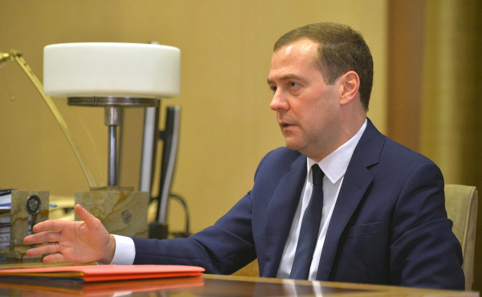 Дмитрий Медведев http://kremlin.ru/
