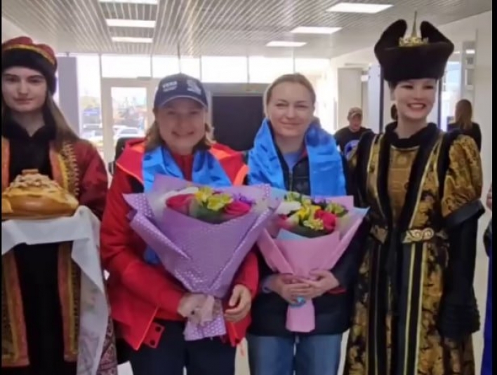 Чемпионка мира по фехтованию и звезда биатлона прилетели в Улан-Удэ