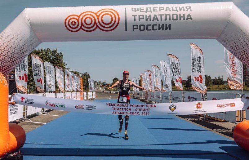 Уникальный атлет из Бурятии выиграл чемпионат России по триатлону