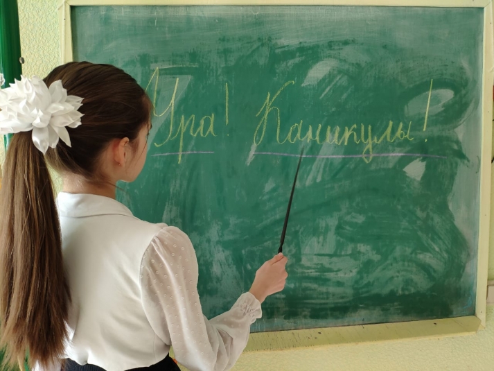 Школу в Улан-Удэ обязали нанять психолога